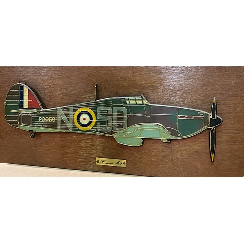 100 - A selection of RAF collectors’ plates and other collectables