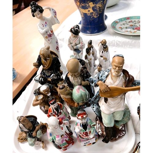 484 - A selection of various Chinese figures