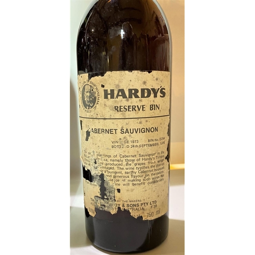 408 - Five bottles of red wine - Chateau le Pourcaud Bordeaux Superieur 1982, Chateau de Villambis Haut-Me... 