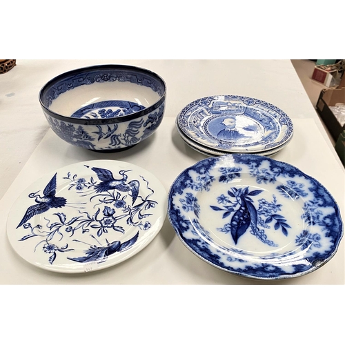 549 - A Doulton large willow pattern fruit bowl; other blue & white pottery