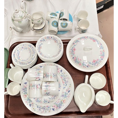 587 - A Wedgwood Angela part dinner/tea service, 36 pieces approx; a 1960's Meakin part coffee service