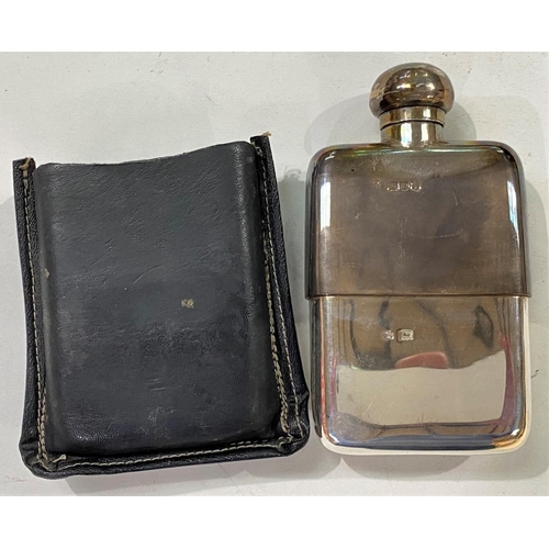 676 - A hallmarked silver hip flask, London 1911, 7.25oz