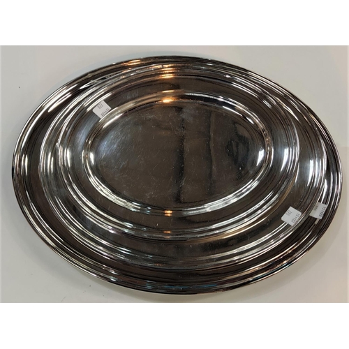 720 - A silver plated set of 3 oval graduating platters; a Georgian style salver; a gadrooned circular tra... 