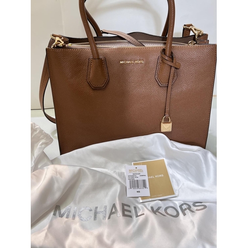 172 - MICHAEL KORS - Studio Mercer large brown leather convertible tote bag, double handles with tags