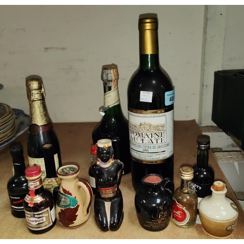 400 - A bottle of 1991 Domaine Au Late Cotes De Gascoigne and other miniature liqueurs etc