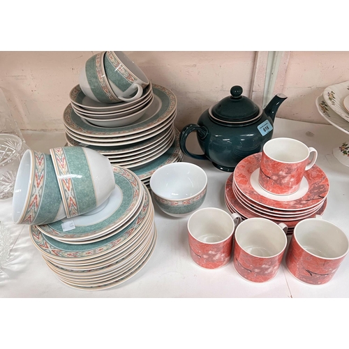 616 - A Wedgwood Aztec dinner/tea service, 32 pieces approx; a Villeroy & Boch Sienna coffee set, 12 p... 