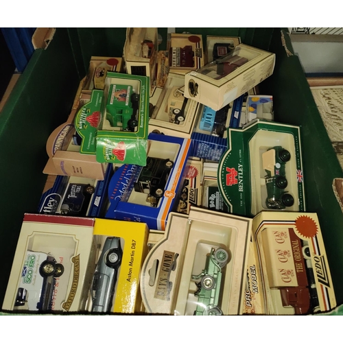 208 - 30 boxed diecast vehicles, Days Gone, Lledo advertising etc