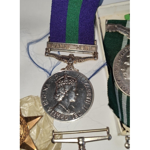 359F - An Elizabeth II General service medal awarded to LCPL W.D. Burgess Cheshire Regiment with Canal Zone... 