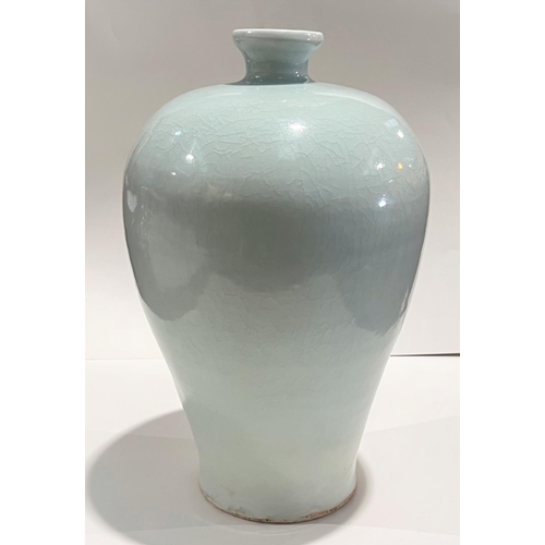 467 - A large Chinese Mai Ping shaped celadon crackle style vase with wide shoulder and thin neck, ht. 30c... 