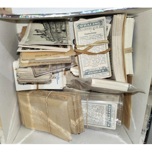 269 - Ten assorted sets of cigarette cards:&nbsp; Player's; Ogden; Kensitas Silks; etc.