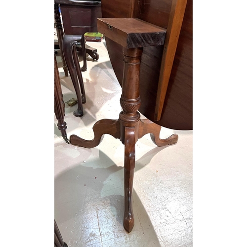 1024 - A 19th century mahogany tilt top supper table on 3 feet, turned column with good sized top, 91cm