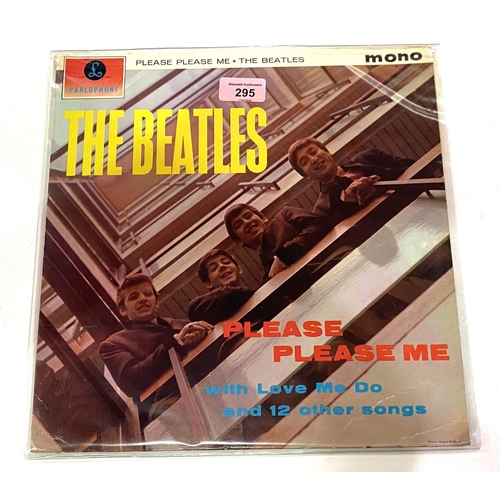 295 - The Beatles:  Please Please Me, mono, PMC 1202, gold and black label 2nd issue (vinyl - surface wear... 