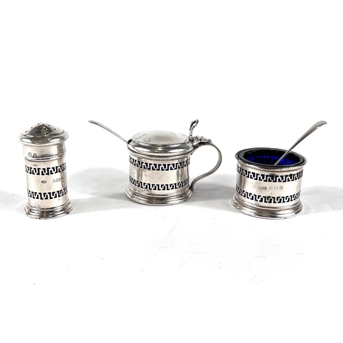 779 - A hallmarked silver 3 piece cruet, gross weight 1.7oz