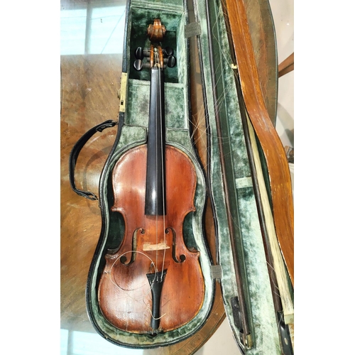 336 - An interesting 18th century full size violin labelled inside: Carlo Antonio Testore Figlio Maggiano ... 