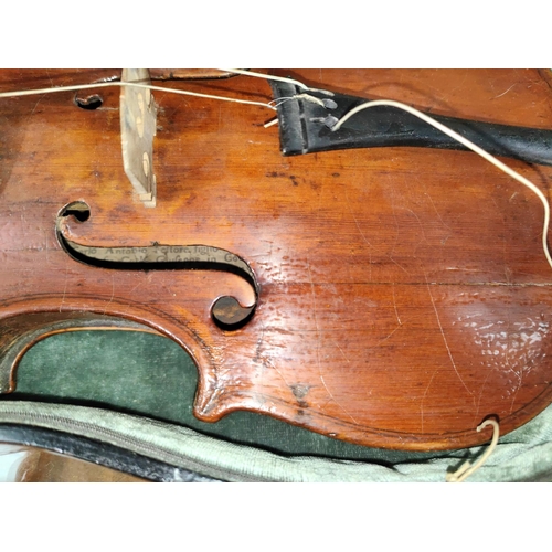 336 - An interesting 18th century full size violin labelled inside: Carlo Antonio Testore Figlio Maggiano ... 