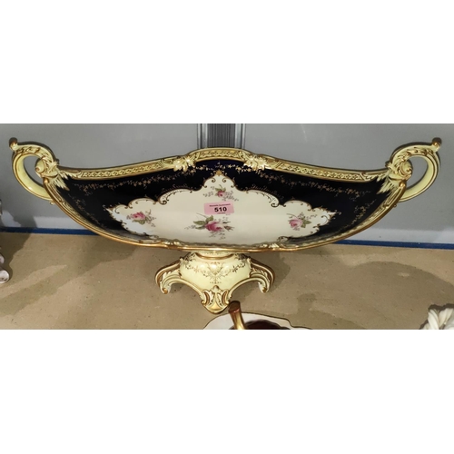 510 - A Coalport boat shaped pedestal table centre; a Wedgwood creamware pierced lidded basket; 2 other pi... 