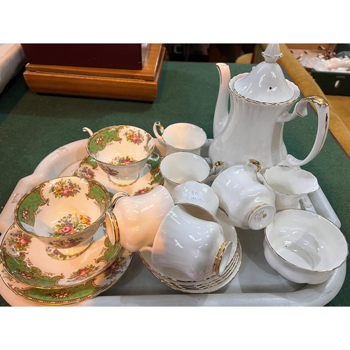 545 - A Royal Albert 14 piece part coffee set, comprising of: 6 cups, 5 saucers, coffee pot, sugar & c... 