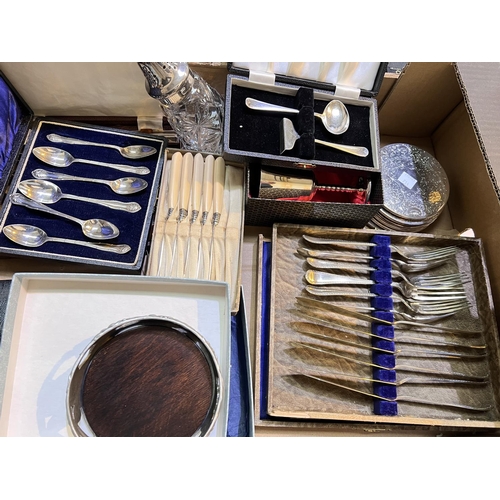 714 - A selection of boxed silver plated cutlery; a pair of silver plated goblets; etc.; a pewter wine coa... 