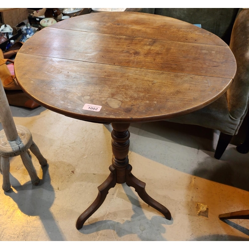 1002 - An Arts & Crafts Georgian style tripod table in solid yew wood, diameter 51cm; a similar walnut ... 