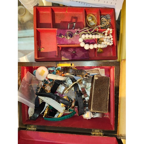 721B - A selection of costume jewellery and watches in box