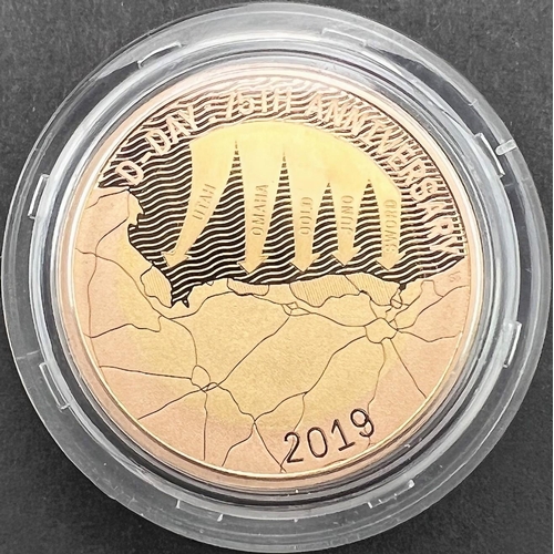 244 - A 2019 75th anniversary of D-Day, gold proof £2 coin with C.O.A and boxed