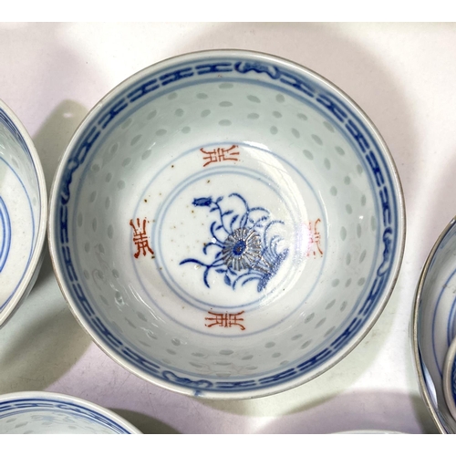 428 - A selection of modern Chinese blue & white rice ware:  5 x 11cm bowls; 3 x 7cm bowls; 4 spo... 