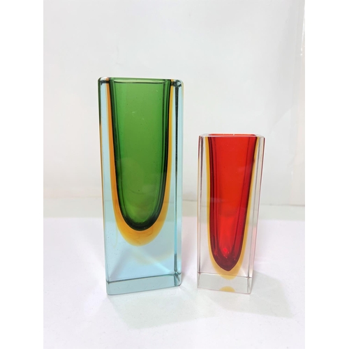 511 - Two 1950's Murano vases, cased