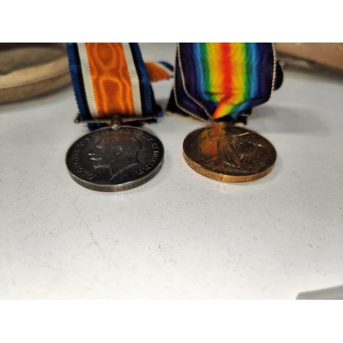 336 - A WWI pair of medals to WR-43521 PNR. A. GREAGSBEY R.E 