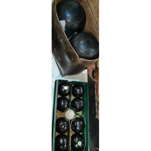 154 - A set of flat green/ indoor bowls owned by Sydney Price 1960's London Parks Champion, Jaquelite by J... 