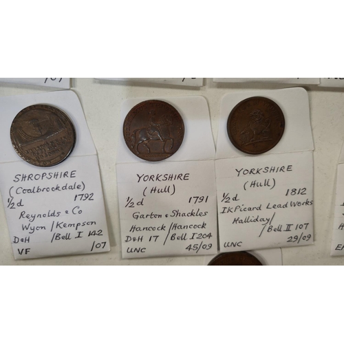 210 - 18th and 19th century copper tokens: an Assoc Irish Mine Co halfpenny 1789, 8 others and 2 early 19t... 