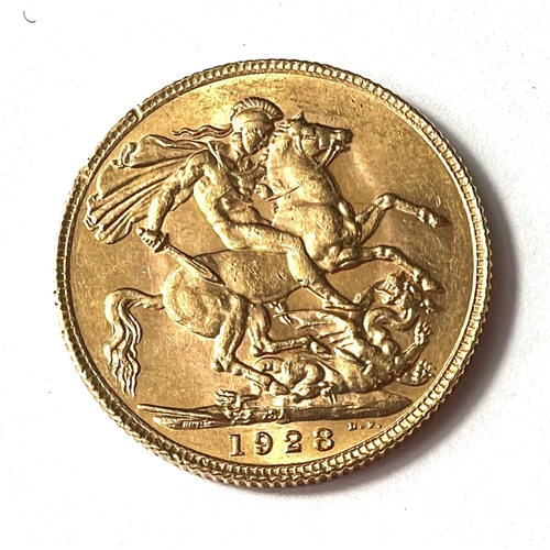 791 - A George V Sovereign 1928, South Africa