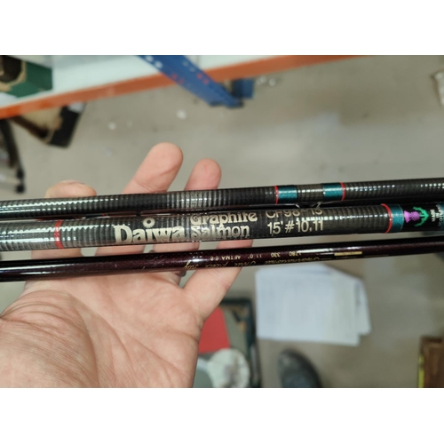 185 - A Daiwa Salmon 15' rod graphite CF98-15; a 2 section graphite rod