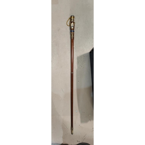 86 - A 20th century Drum Major's marching stick, American Confederate pattern, with metal mounts, 117cm