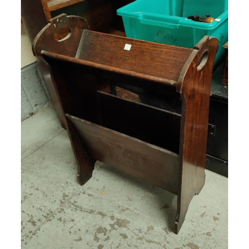 828 - A small 18th century cross banded oak corner cupboard; a narrow 4 height bookcase and a two height b... 