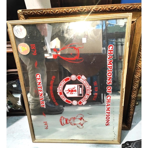 170A - A Manchester United commemorative mirror and other pictures and prints