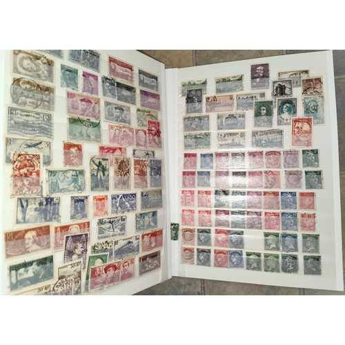 372B - A collection of late 19th / early 20th century French stamps in album