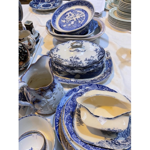 492 - A selection of Spode and other blue & white pottery