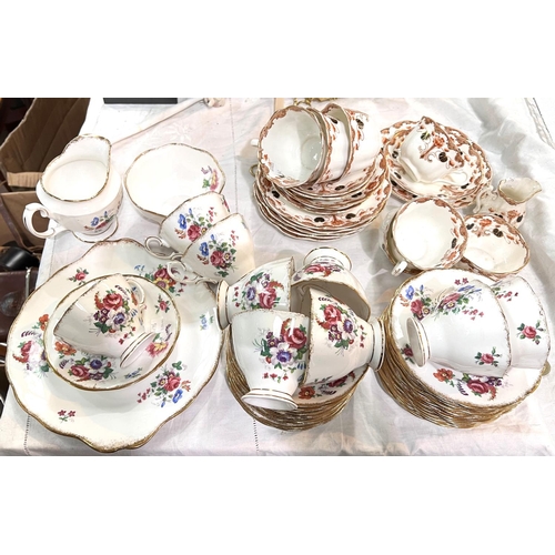 499B - A Royal Albert part tea service 