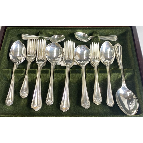 666 - A six setting canteen of silver plated cutlery by George Wood & Sons in fitted case; a cased fis... 