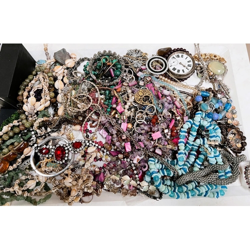 753A - A large selection of costume jewellery