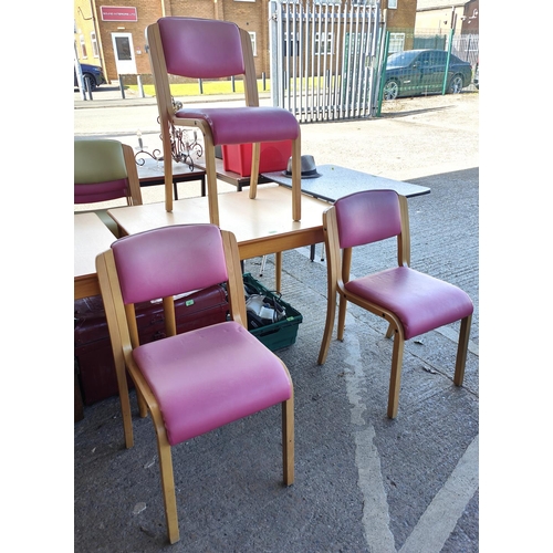 920 - A modern light wood kitchen table 105x75cm and three chairs