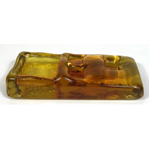 460 - WHITEFRIARS GLASS: A 1960's Whitefriars 'Architectural Slab No 6' art glass piece in amber colour, 1... 