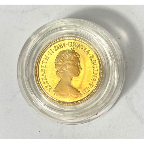 660 - A QEII half sovereign 1980 (proof)