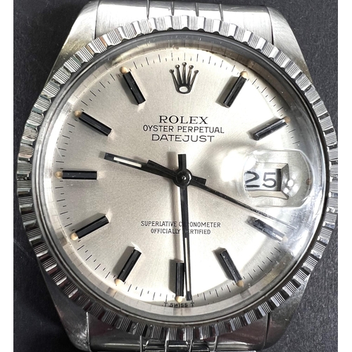 753 - A Rolex Oyster Perpetual Datejust Gentleman's automatic wristwatch with stainless steel case and bra... 