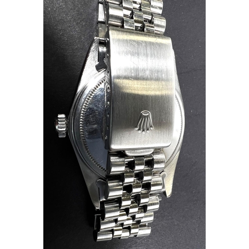 753 - A Rolex Oyster Perpetual Datejust Gentleman's automatic wristwatch with stainless steel case and bra... 