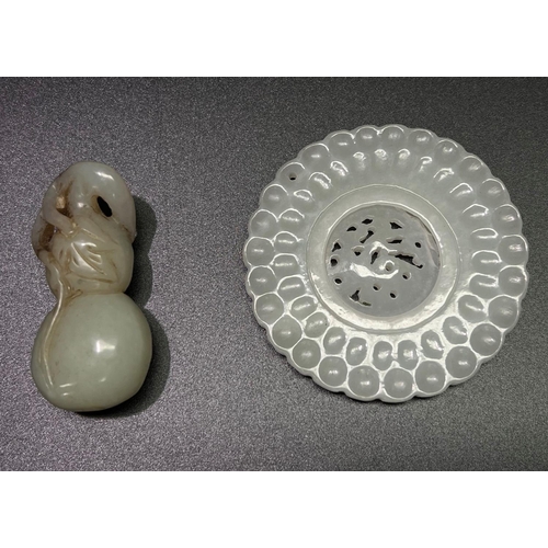 445 - A Chinese hard stone carving of a double gourde fruit and another item