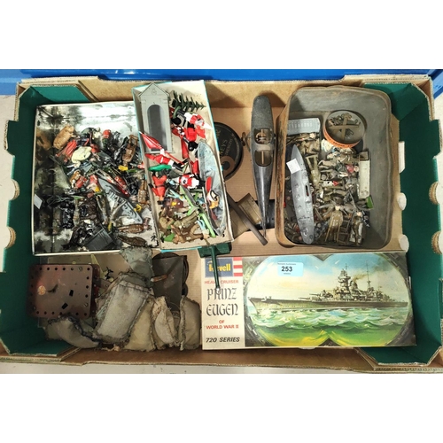 253 - A selection of lead and other soldiers & military toys.