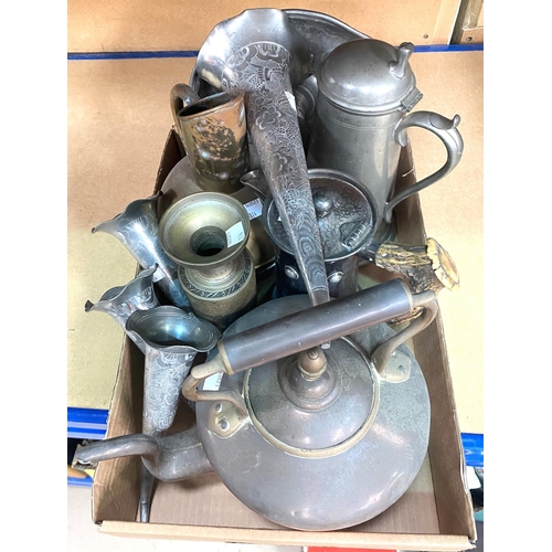 114 - A 19th century copper kettle; an Arts & Crafts pewter hot water jug; metalware; etc.