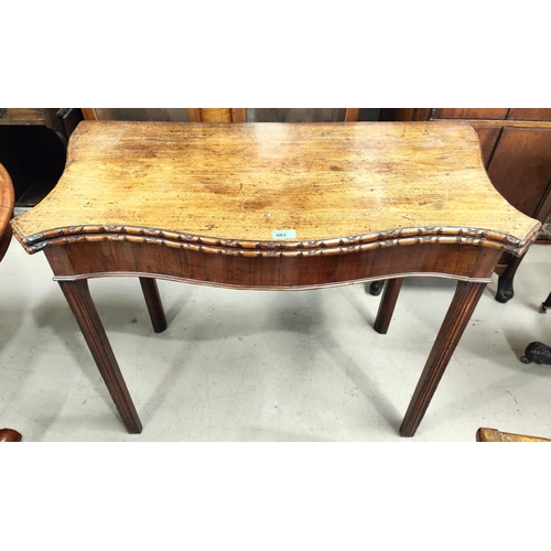 983 - A Georgian mahogany 'T' table with beaded border and square waive moulded legs