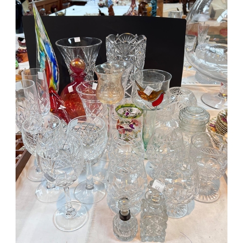 473 - A selection of cut and coloured glassware